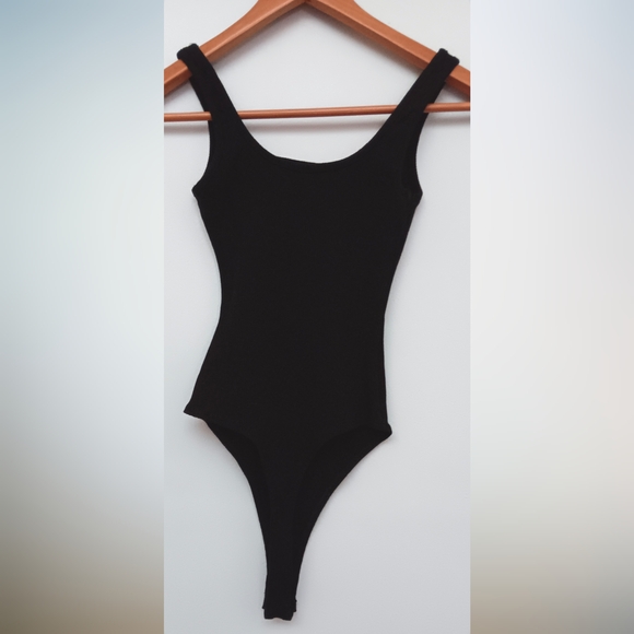 Naked Wardrobe Snatched So Good Tank Top Round Neck Tong Bodysuit Black M - Picture 5 of 12